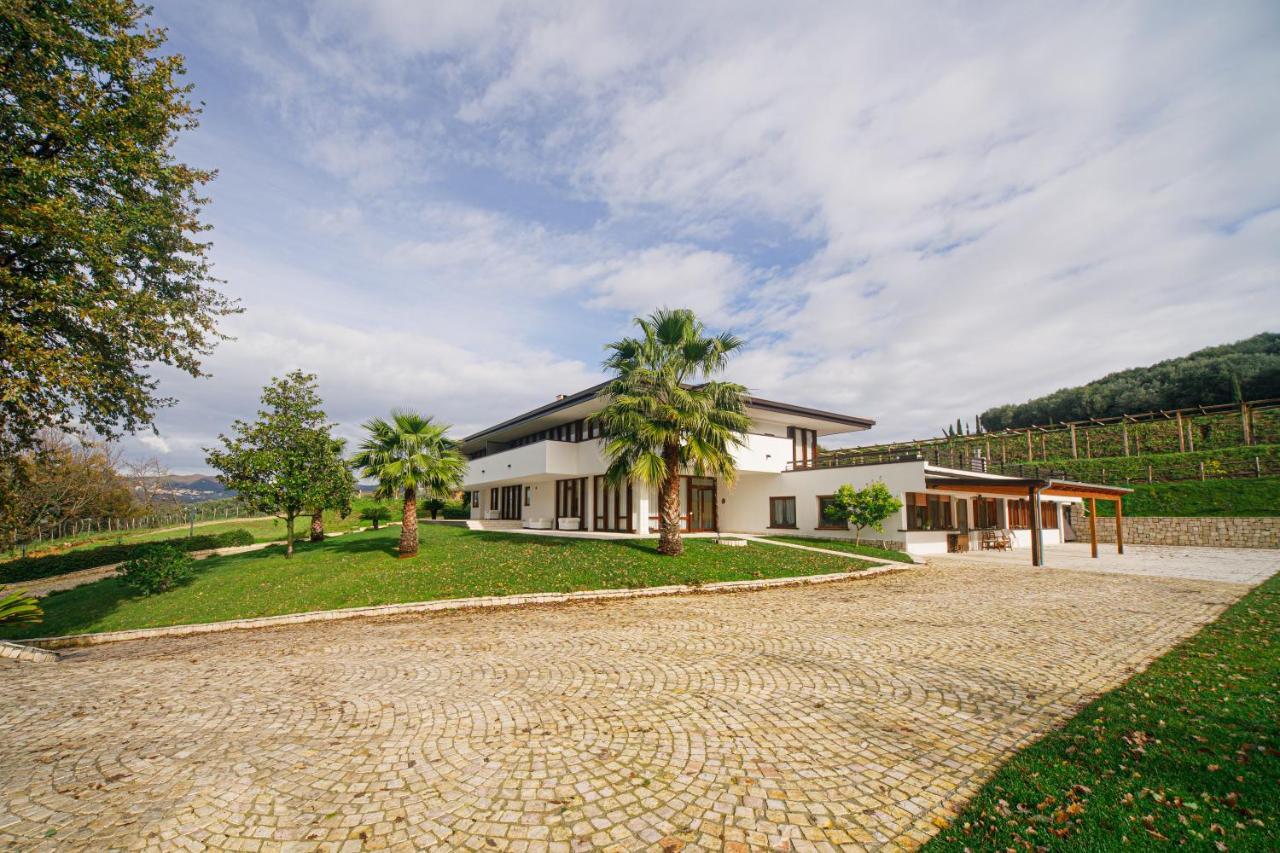 Aria - Villa Di Campagna Montecorvino Rovella Exterior foto